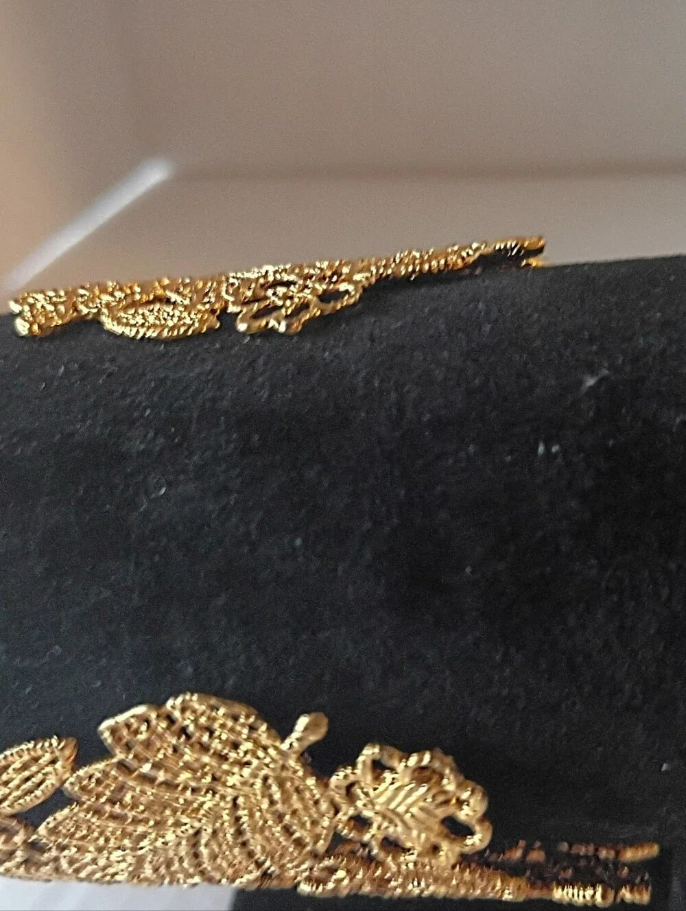 Stella And Dot "Chantilly Lace" Cuff Bracelet - Picture 2 of 7